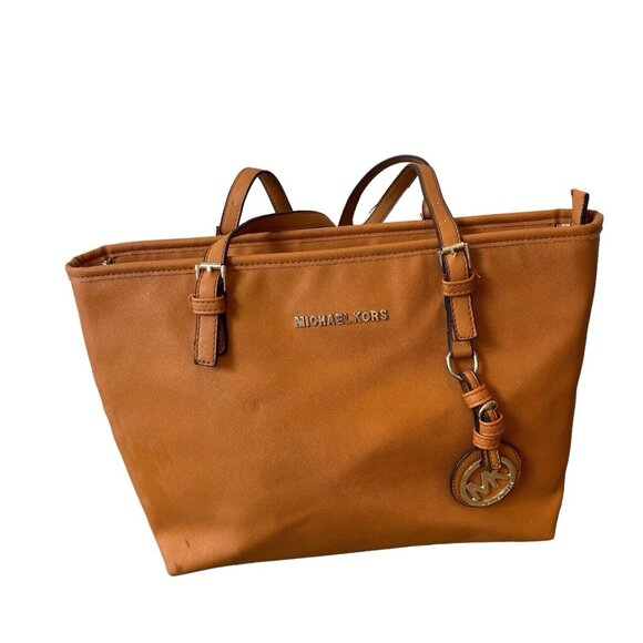 Michael Kors Jet Set Tote Bag Travel Large Top Zip Carmel Purse - Picture 1 of 10
